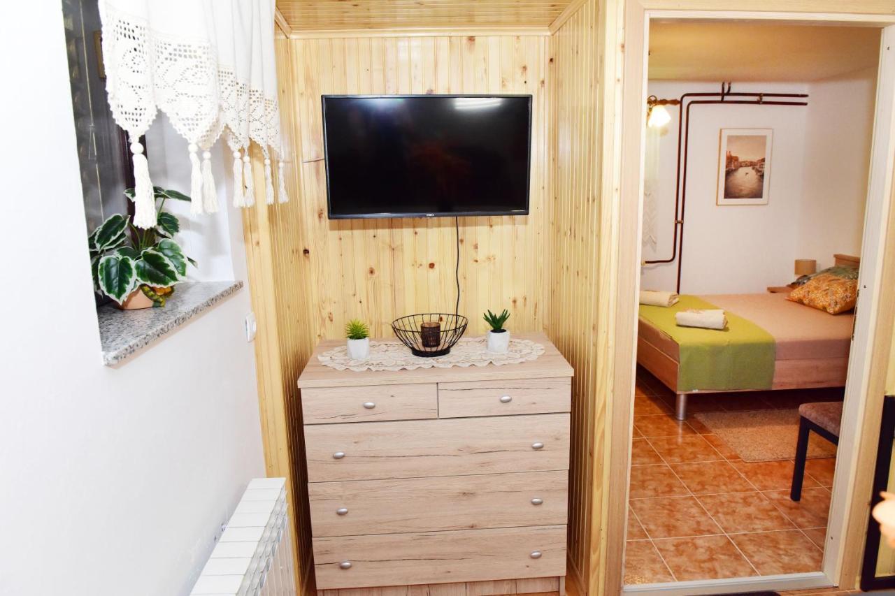 Apartman Bingo Josipdol Esterno foto