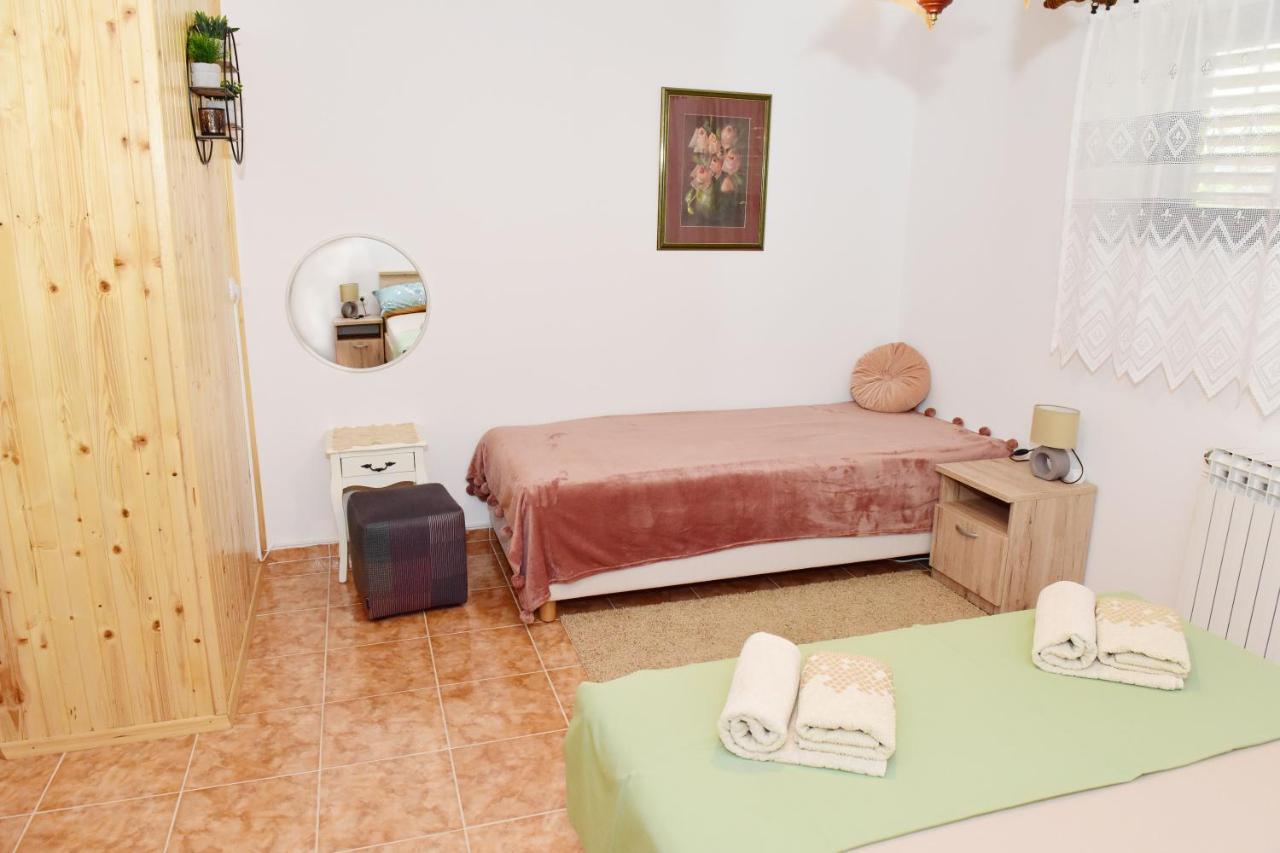 Apartman Bingo Josipdol Esterno foto